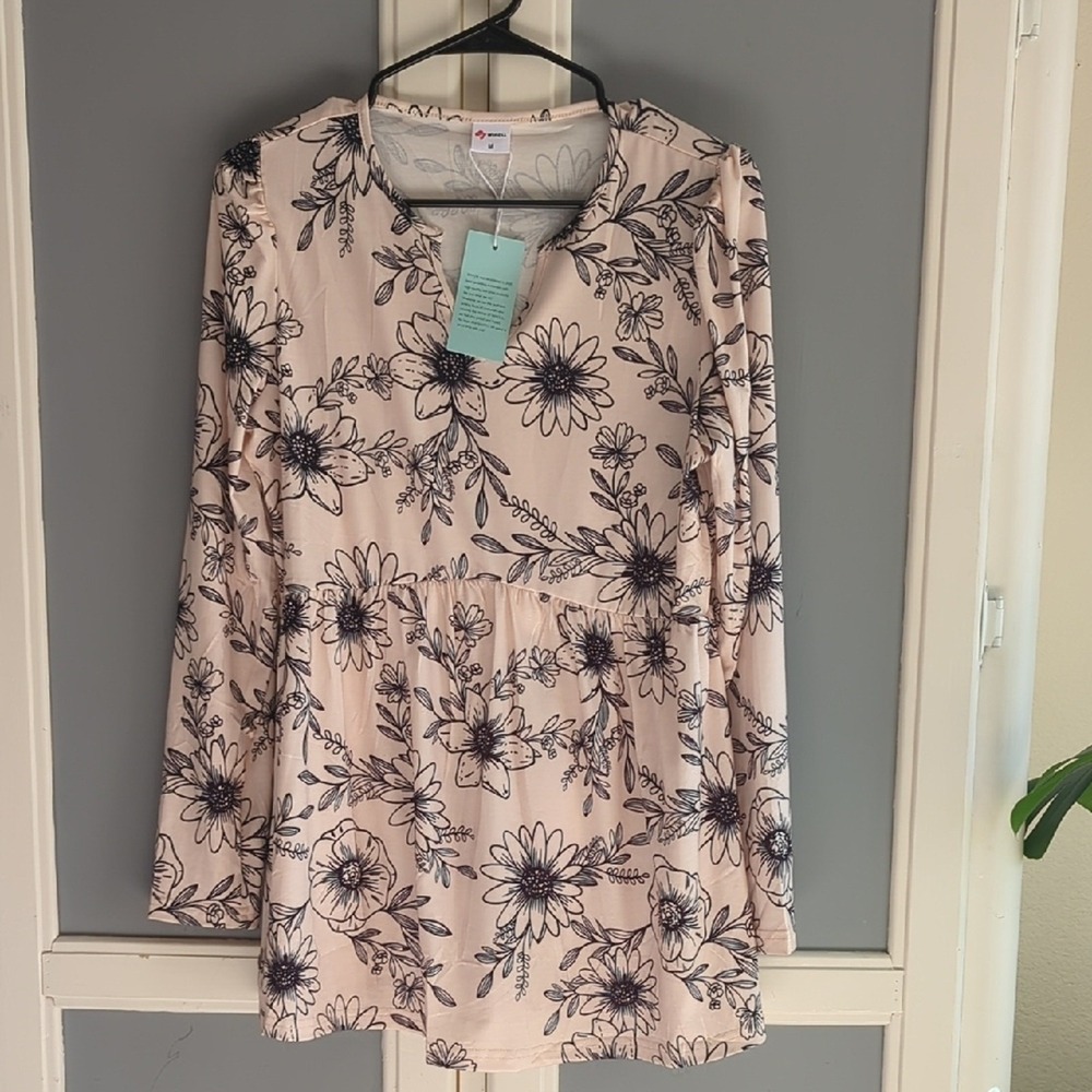 WIHOLL Floral Babydoll Tunic Top Cream & Black Long Sleeve‎ Size Medium NWT